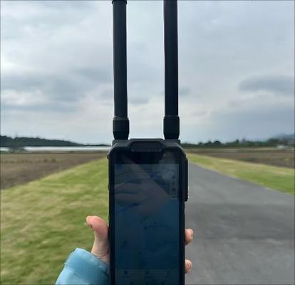 Sistem Anti-Drone yang Mendeteksi 10 drone sekaligus dalam Radius 3 km, Genggam/Portabel, Pita Frekuensi Komunikasi Inti